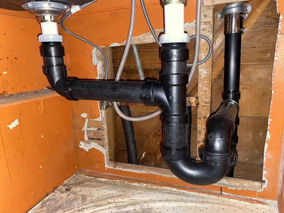 Professional Pipe Bursting equipment and tools on the job in Warwick